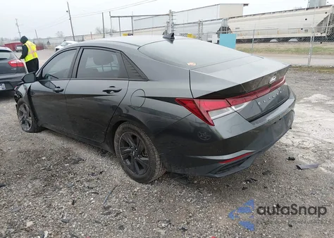 2022 Hyundai Elantra Sel z USA, uszkodzony, nr VIN 5NPLM4AG8NH079142